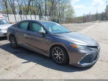  Salvage Toyota Camry