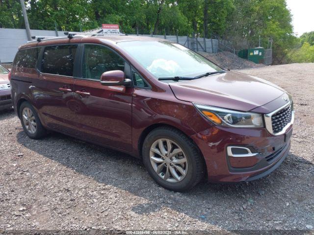  Salvage Kia Sedona