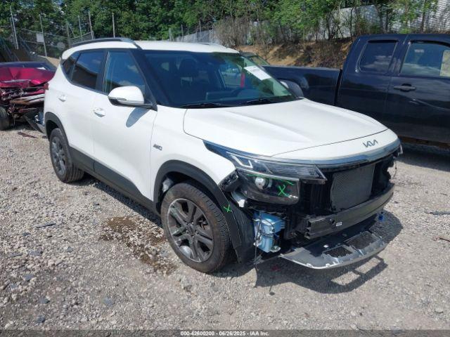  Salvage Kia Seltos