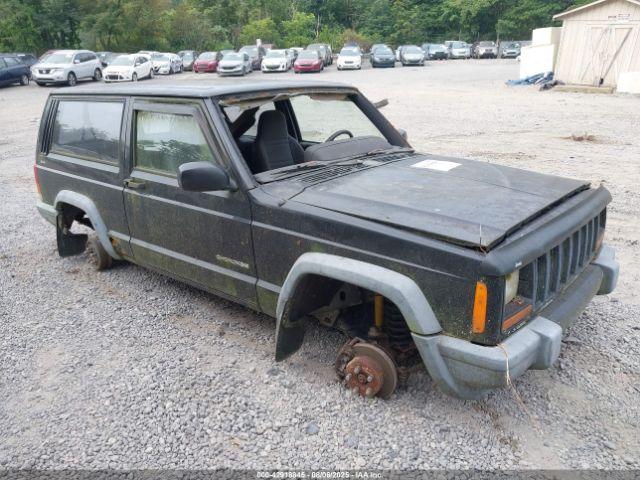  Salvage Jeep Cherokee