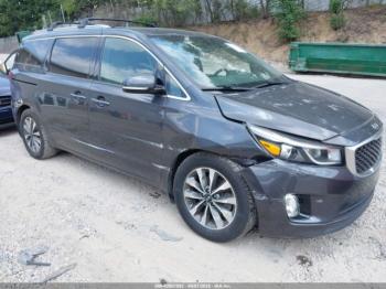  Salvage Kia Sedona