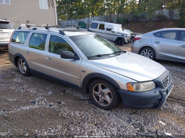  Salvage Volvo XC70