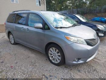  Salvage Toyota Sienna