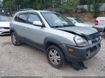  Salvage Hyundai TUCSON