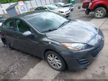  Salvage Mazda Mazda3