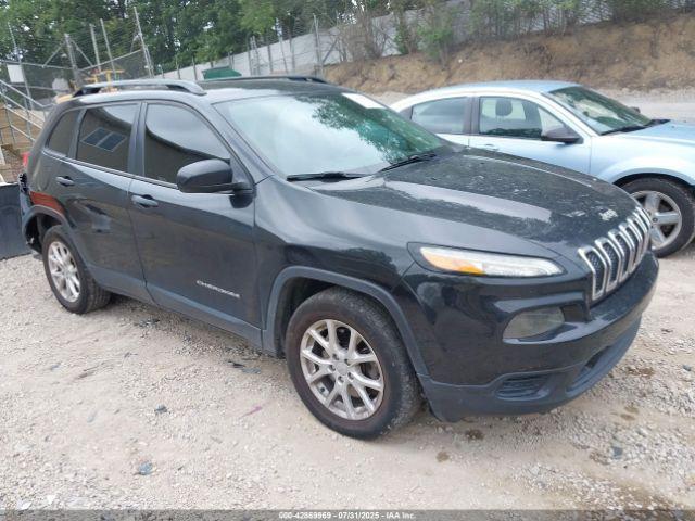  Salvage Jeep Cherokee