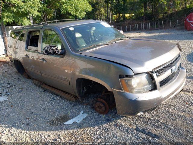  Salvage Chevrolet Suburban 1500
