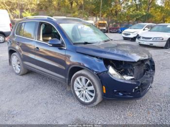  Salvage Volkswagen Tiguan