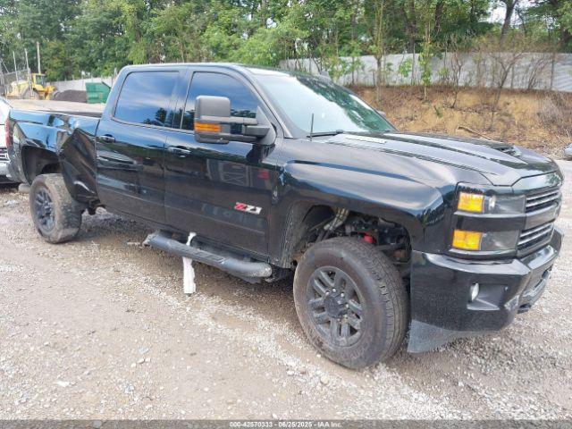  Salvage Chevrolet Silverado 2500