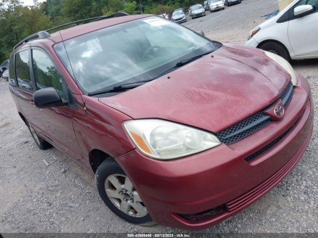  Salvage Toyota Sienna