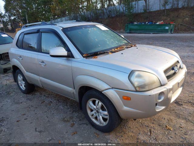  Salvage Hyundai TUCSON