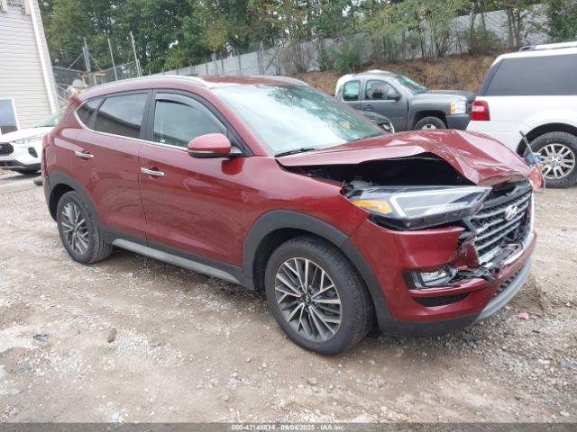  Salvage Hyundai TUCSON