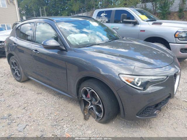  Salvage Alfa Romeo Stelvio
