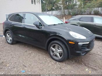  Salvage Porsche Cayenne