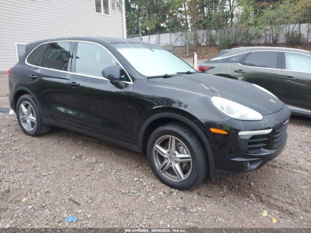  Salvage Porsche Cayenne