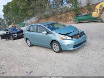  Salvage Toyota Prius v