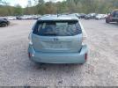 Toyota Prius v Two Image 10