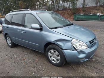  Salvage Kia Sedona