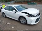 Toyota Camry Le Image 1