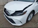 Toyota Camry Le Image 16