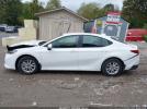 Toyota Camry Le Image 5