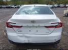 Toyota Camry Le Image 6