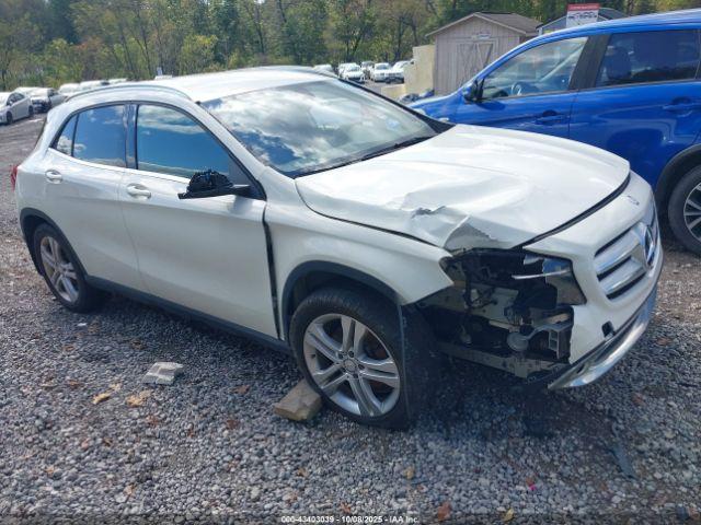  Salvage Mercedes-Benz GLA