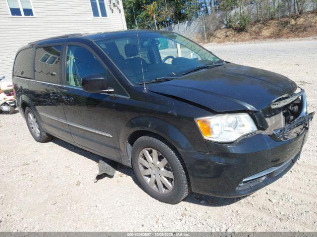  Salvage Chrysler Town & Country