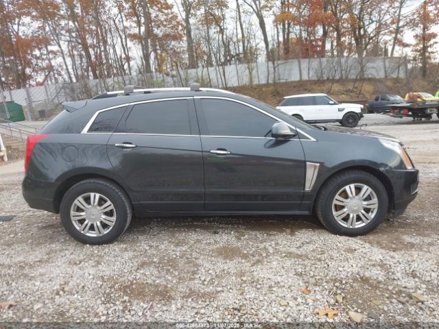 Cadillac SRX Luxury Collection Image 2