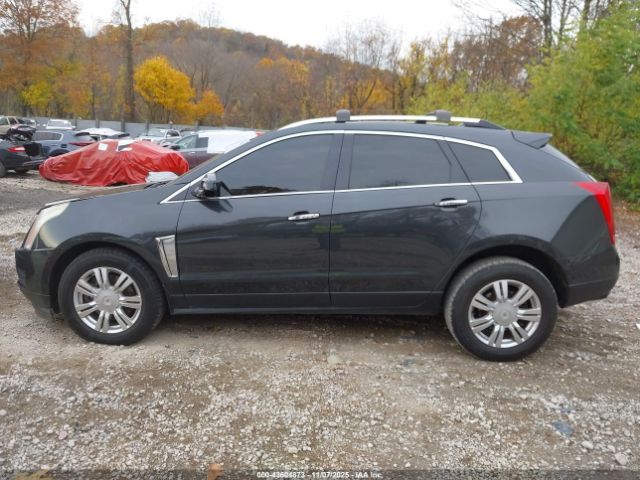 Cadillac SRX Luxury Collection Image 11