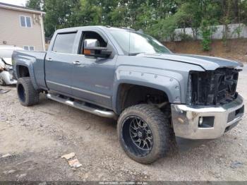  Salvage Chevrolet Silverado 2500