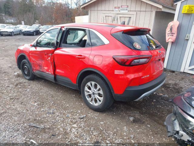 Ford Escape Active Image 9