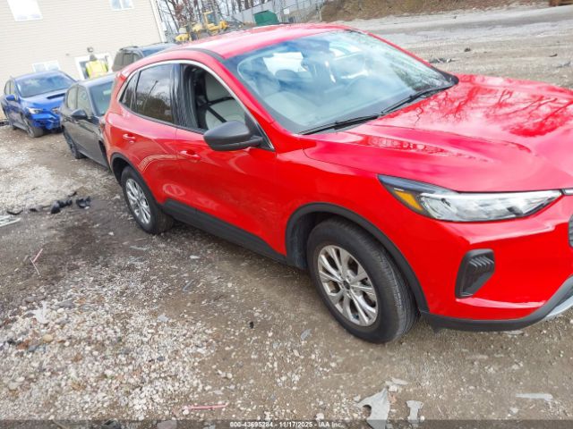 Ford Escape Active Image 7