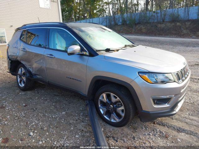  Salvage Jeep Compass