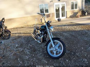  Salvage Harley-Davidson Xl883