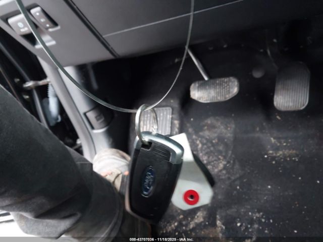 Ford F-150 Lariat Image 13