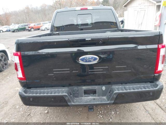 Ford F-150 Lariat Image 2