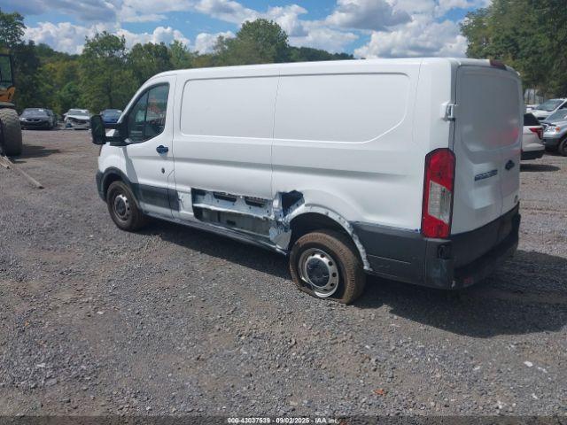 Ford Transit Image 15