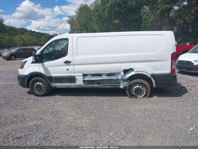 Ford Transit Image 9