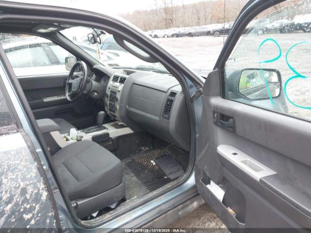Ford Escape Xlt Image 12