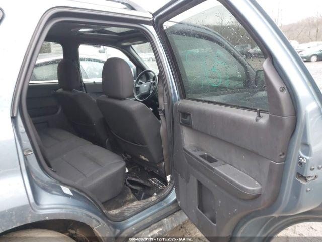 Ford Escape Xlt Image 3