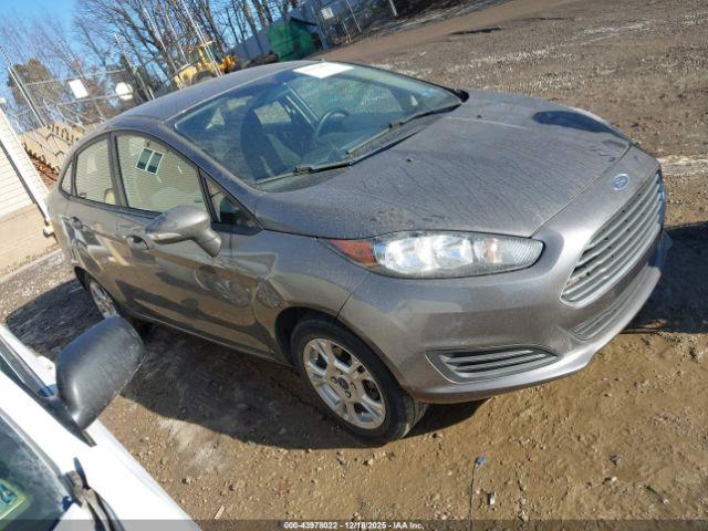  Salvage Ford Fiesta