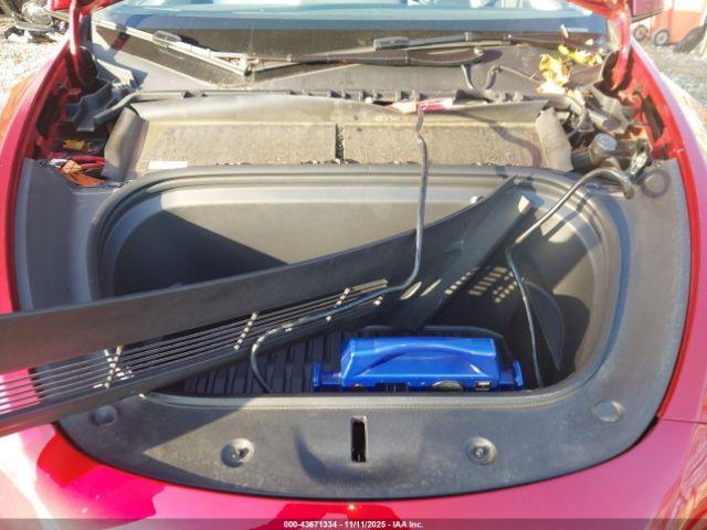 Tesla Model Y Long Range Dual Motor All-wheel Drive Image 8