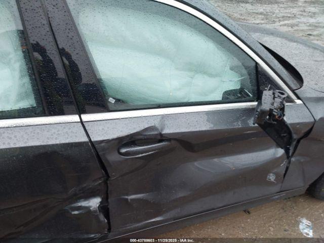 BMW 3 Series Xdrive Image 10