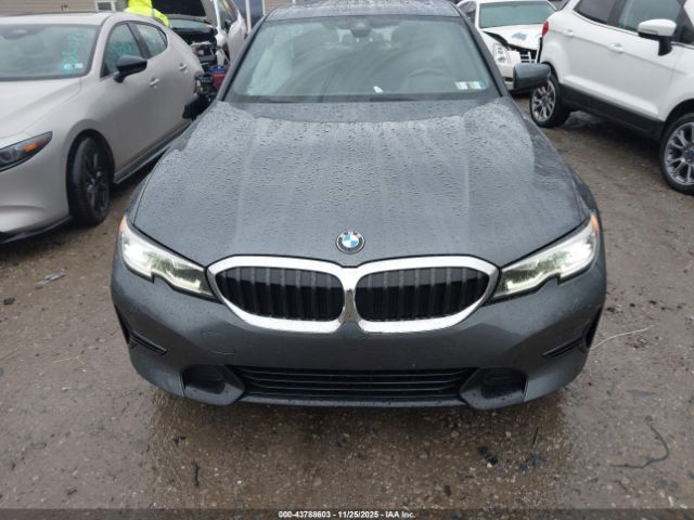 BMW 3 Series Xdrive Image 15