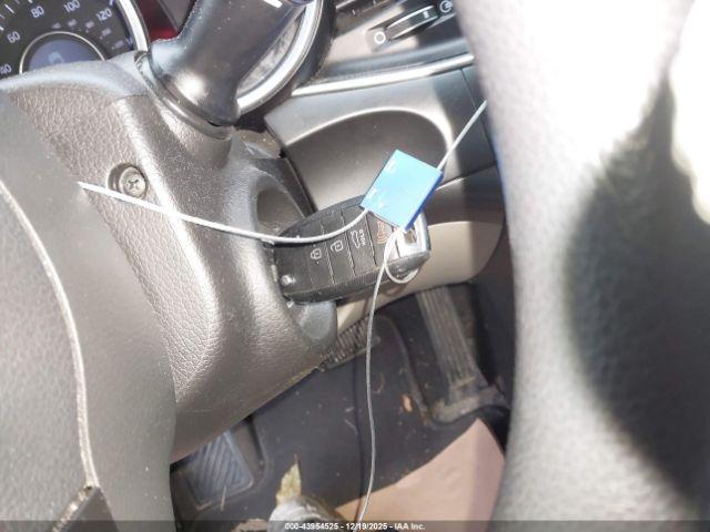 Kia Optima Lx Image 8