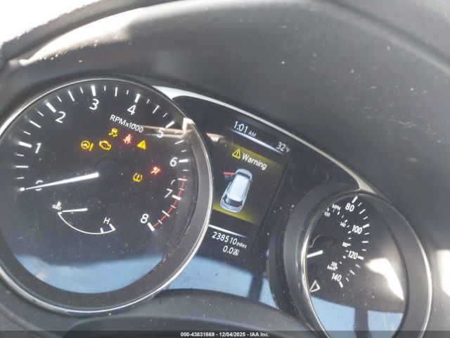 Nissan Rogue S Image 13