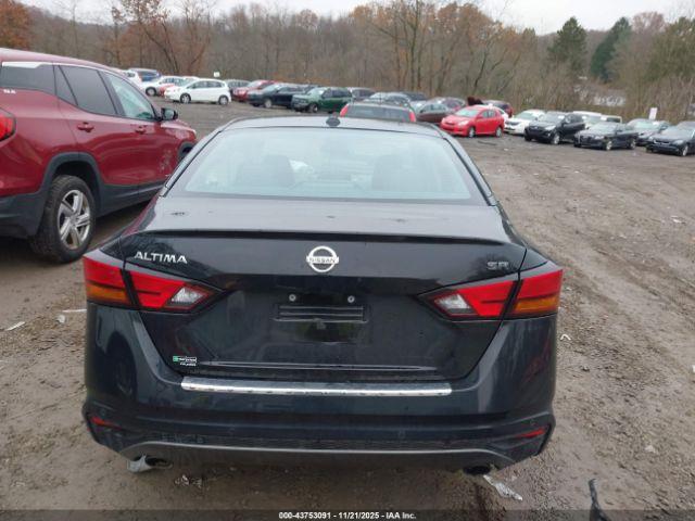 Nissan Altima Sr Fwd Image 11