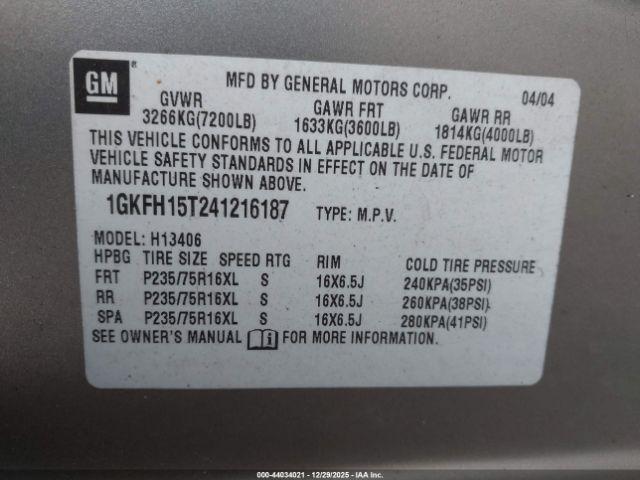 GMC Savana Standard Image 11