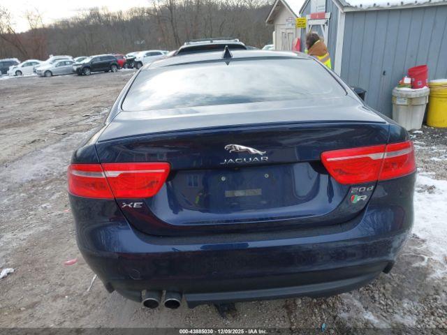 Jaguar XE 20d R-sport Image 12